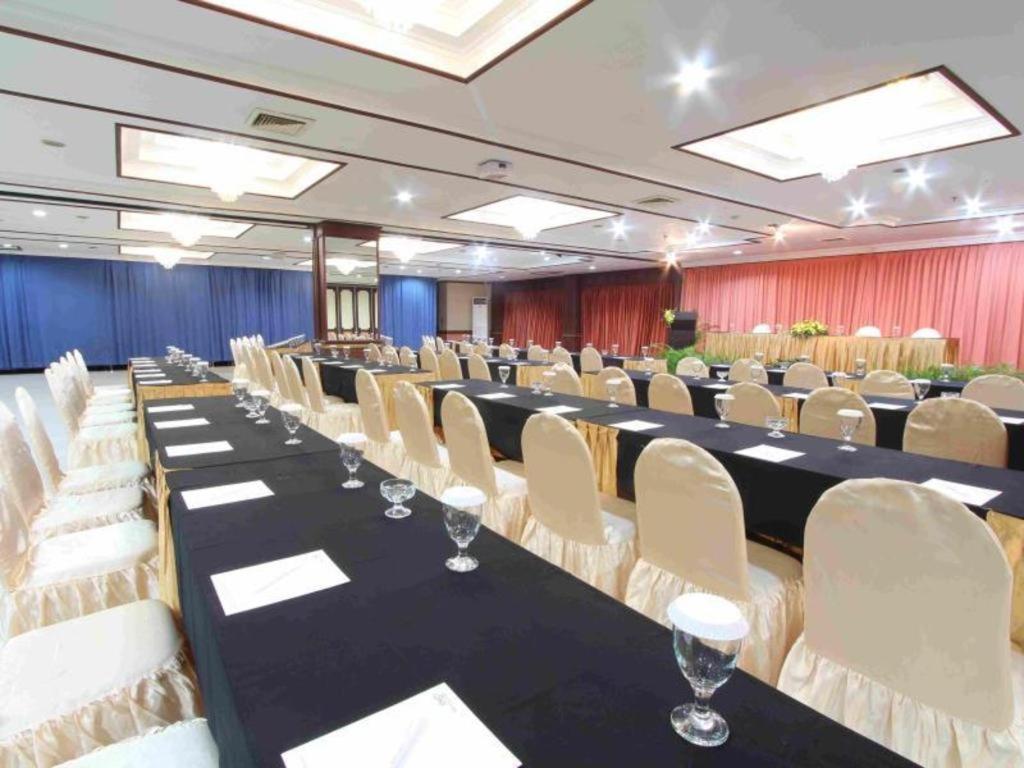 Regent'S Park Hotel Μαλάνγκ Εξωτερικό φωτογραφία