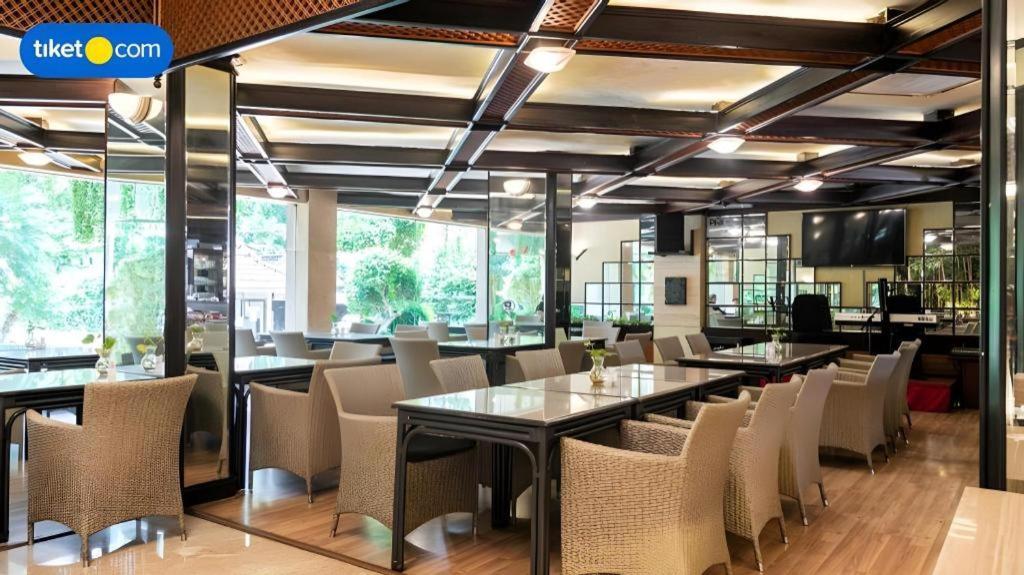 Regent'S Park Hotel Μαλάνγκ Εξωτερικό φωτογραφία