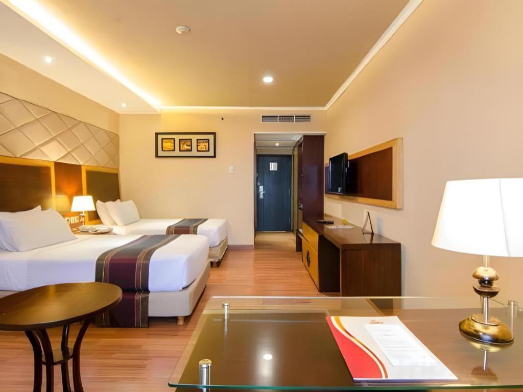 Regent'S Park Hotel Μαλάνγκ Εξωτερικό φωτογραφία