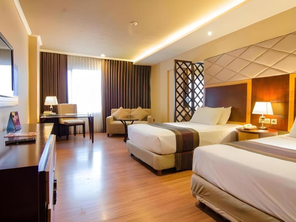 Regent'S Park Hotel Μαλάνγκ Εξωτερικό φωτογραφία