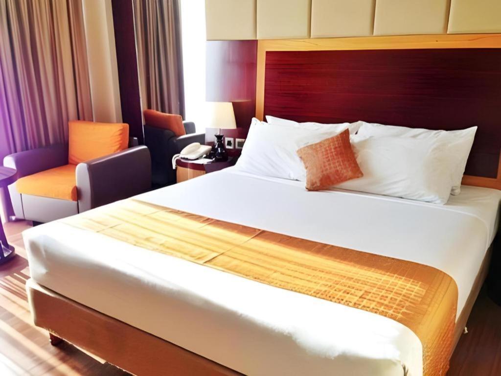 Regent'S Park Hotel Μαλάνγκ Εξωτερικό φωτογραφία